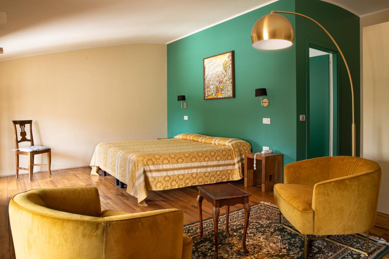 Hotel Castello Di Petroia 4*